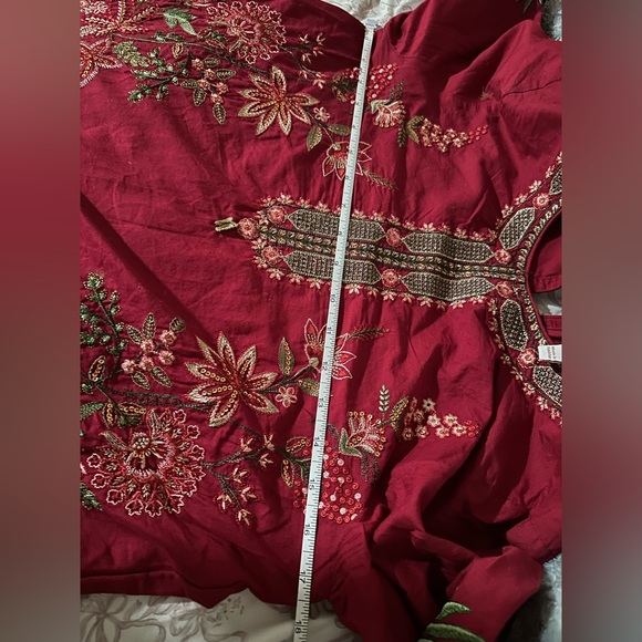 Embroidered Red kurta with wide leg trousers. 100% cotton - Picture 7 of 8